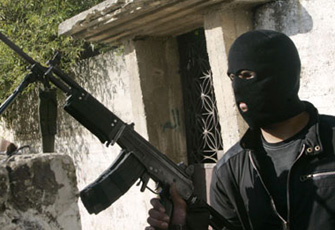 حماس تطالب عباس باعتقال الانقلابيين وقوات أمن الرئاسة "تكدس" السلاح