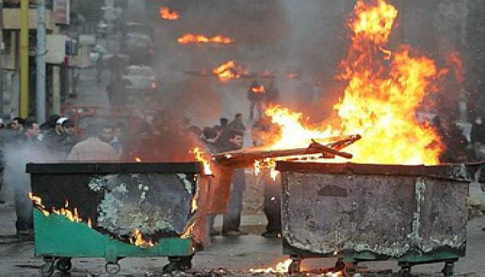 إضراب المعارضة اللبنانية يستحوذ على اهتمام صحف العالم