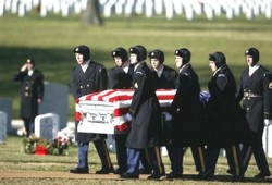 رئيسة "النواب" الأمريكي تنتقد بشدة سياسة بوش في العراق وتتهمه بالفشل