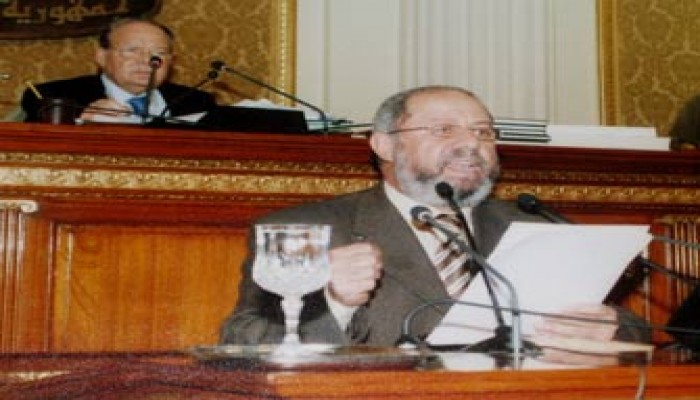 بيان عاجل لعليوة عن اختلاط مياه الشرب بالصرف الصحي بالخانكة