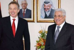 وسائل الإعلام العالمية تحمِّل "أبو مازن" مسئولية تفجير الأوضاع الفلسطينية