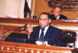 جهود مكثَّفة للمحمدي لحل مشكلة النظافة بحلوان