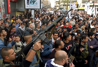 الفصائل الفلسطينية ترفض الانتخابات المبكرة واستمرار الانفلات الأمني في غزة