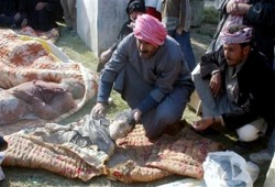 مقتل 50 في تفجير ببغداد واستراتيجية أمريكية جديدة