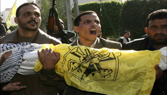 إدانة فلسطينية واسعة لجريمة غزة ودعوات صهيونية للاستيلاء على الضفة