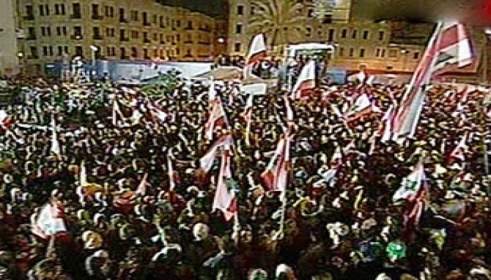 المعارضة اللبنانية تبدأ مرحلة جديدة من الاعتصام لإسقاط الحكومة