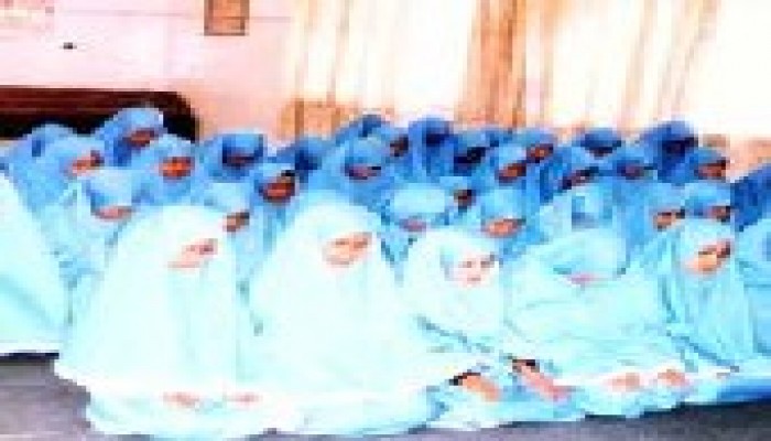 انتقادات إسلامية لقرار منع الاحتفالات الدينية بمدارس كولونيا الألمانية!!