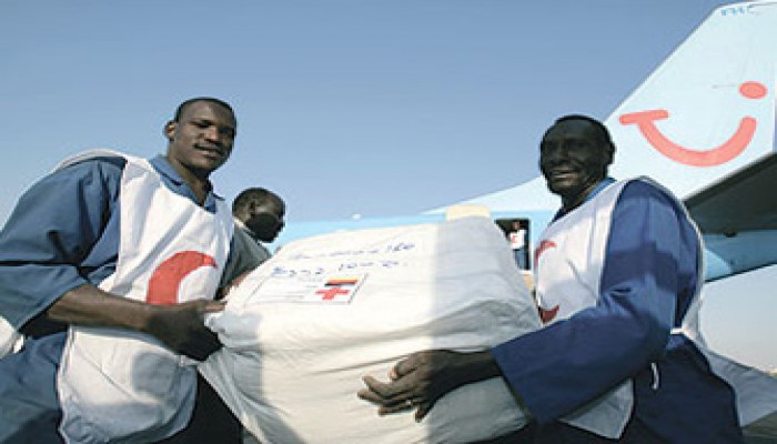 برونك إلى الخرطوم في مهمة محدودة والأمم المتحدة تسحب موظفيها من الفاشر