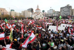 الجماعة الإسلامية تطرح مبادرة للتسوية في لبنان والمعارضة تتجه للتصعيد