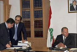 "محكمة الحريري" تشعل الأزمة بين الرئاسة والحكومة في لبنان