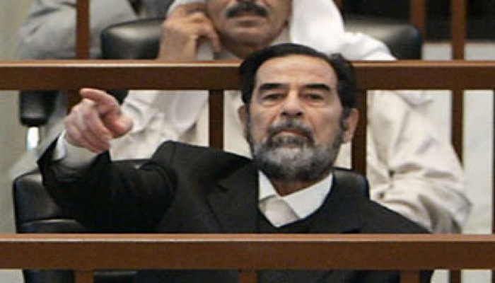 خبراء: إعدام صدام رسالة إلى الحكام العرب!!