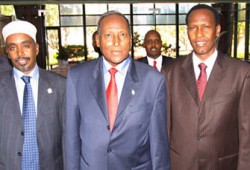 المحاكم الصومالية تعود إلى طاولة المفاوضات مع الحكومة الانتقالية