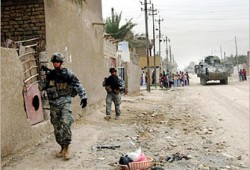 مُحادثات بين المالكي وزاده حول الميليشيات وقيادة جيش المهدي تُهَدِّد "المارقين" بالقتل