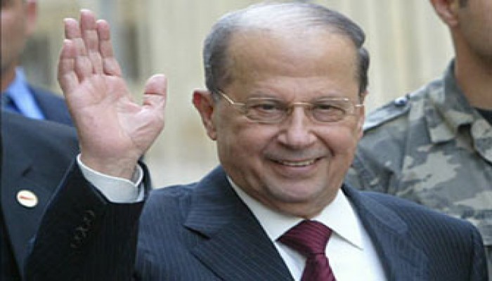 عون يتهم الحكومة اللبنانية بالفساد والقوات الدولية تواصل ترتيب أوضاعها