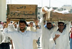 اتساع نطاق العنف بالعراق و"علماء المسلمين" تحذر من مخططات التقسيم