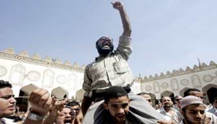 الملف الفلسطيني وإساءات البابا.. عناوين عالمية بارزة