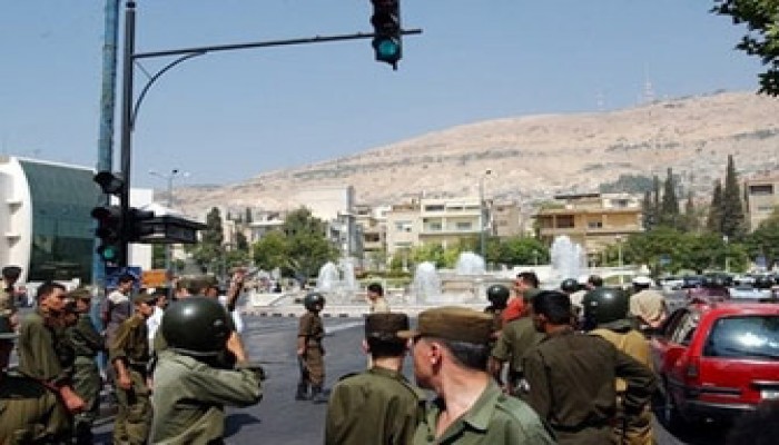 هجوم مسلح على السفارة الأمريكية بدمشق ومصرع 4 من منفذي العملية