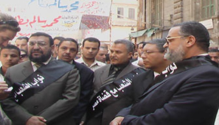 نواب الإخوان.. تواصل مع الشارع وانتصار لقضايا الأمة