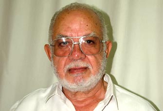 الحاج محمد نجيب يتحدث عن ذكرياته مع البنا