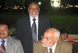 المرشد العام يحضر حفل زواج نجل محمود مجاهد