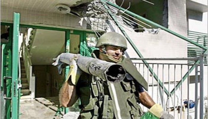 استشهاد وإصابة 15 مدنيًّا بغارات صهيونية وحزب الله يدمر ناقلة جند بالجنوب