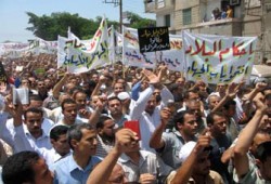 نواب الإخوان بالقليوبية يتقدمون الجماهير دعمًا للمقاومة