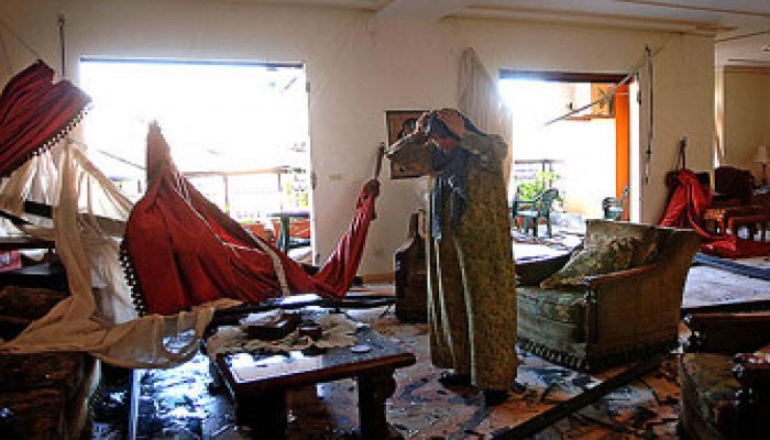 فقد 4 جنود بعد تدمير بارجة صهيونية وتواصل العدوان على لبنان