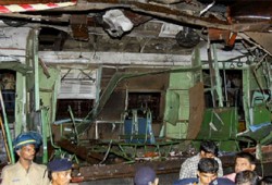 135 قتيلاً في 7 انفجارات بالهند