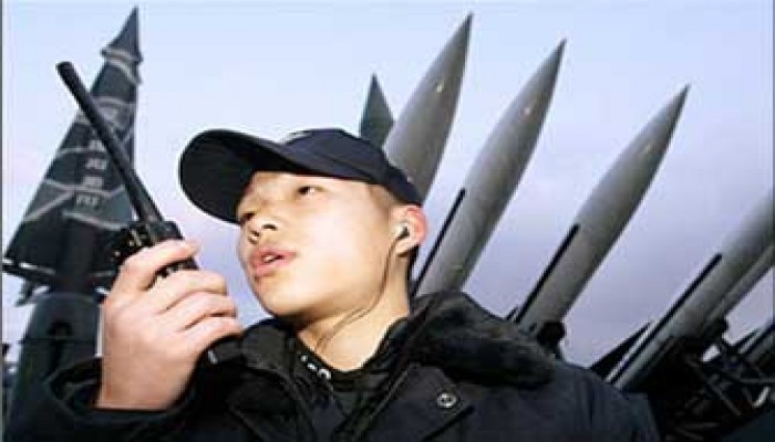 كوريا الشمالية تستعدي أمريكا واليابان وتطلق صواريخ بعيدة المدى