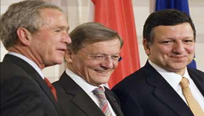 توافق حول إيران وخلافات بشأن جوانتانامو بالقمة الأمريكية- الأوروبية