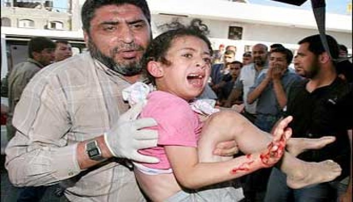 الصحافة العالمية تلقي الضوء من جديد على مجزرة شاطئ غزة