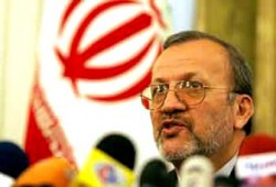 إيران تبحث تقديم عرض نووي مضاد ولاريجاني يزور القاهرة