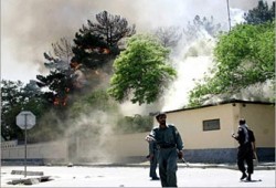 توتر عنيف في كابول رغم حظر التجول ومقتل 50 مدنيًّا بأوروزغان