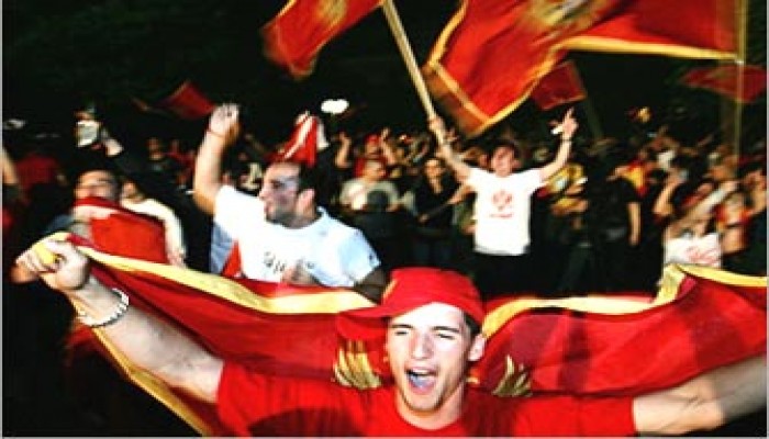 جمهورية الجبل الأسود تنفصل عن صربيا