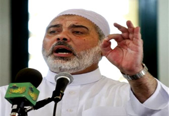 هنية: أنهينا مشكلة الرواتب ولكن البنوك ترفض التعامل معنا