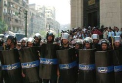 محاكمة القضاة.. النظام المصري عندما يفقد أعصابه