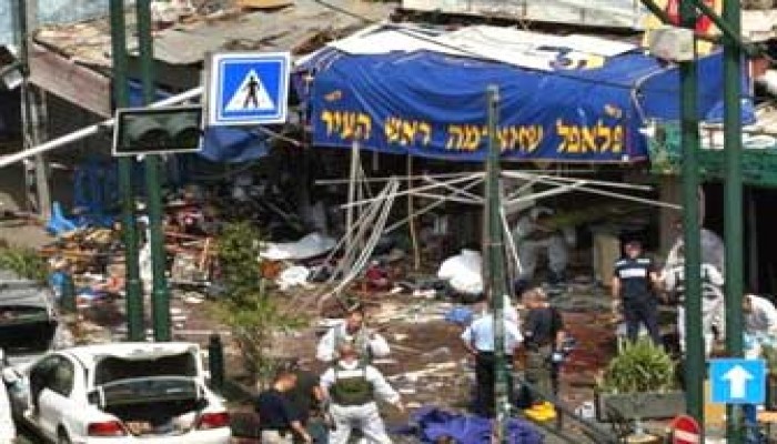 40 قتيلاً وجريحًا بعملية تل أبيب وحماس تعتبرها نتيجة للعدوان