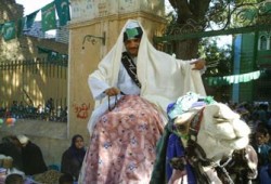 طقوس غريبة في الاحتفال بالمولد النبوي الشريف بالمنيا