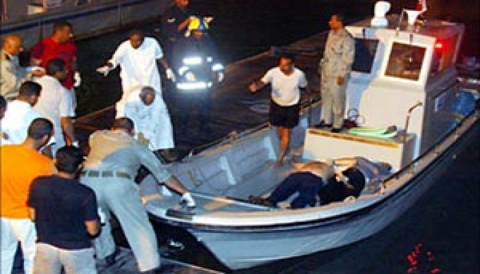 مقتل 75 سائحًا في غرق سفينة سياحية قبالة البحرين