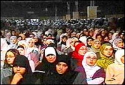 الحجاب وتواصل الأجيال وحمل الأمانة