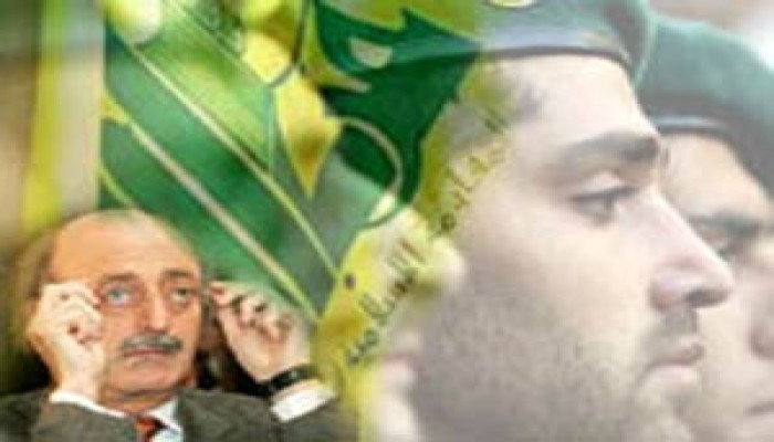 جنبلاط يواصل تصريحاته ضد حزب الله ولحود وسوريا