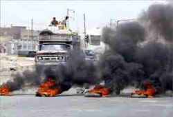 عنف بالعراق وانتقادات دولية للانتهاكات بالسجون وتواصل رفض الجعفري