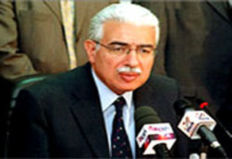 المصريون يتوقعون كوارث أخرى من حكومة نظيف!!