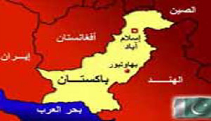 4 قتلى في انفجارين قرب القنصلية الأمريكية بكراتشي