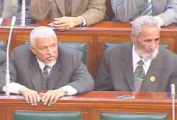 نضال الإخوان ضد تأجيل الانتخابات المحلية أبرز العناوين العالمية