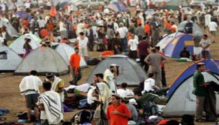 الضغوط على حماس والملف الإيراني أبرز العناوين العالمية