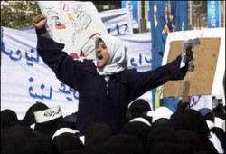 إقالة مدير تحرير جريدة نشرت الصور المسيئة