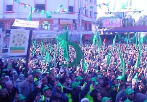 حماس تحذر من تجاوزات للجنة الانتخابات المركزية