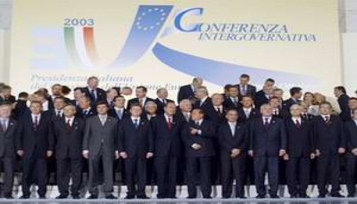 فشل قادة الاتحاد الأوروبي في إقرار دستور جديد