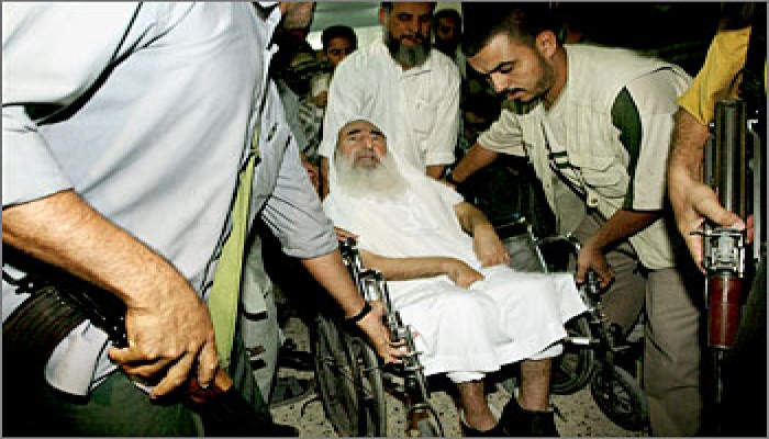 الصهاينة يعترفون بمحاولة اغتيال "ياسين" ويعلنون حالة التأهب